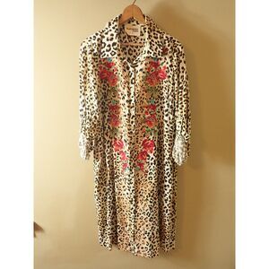 Savanna Jane Leopard Print T-Shirt Dress Size Medium Floral Embroidery Pocket